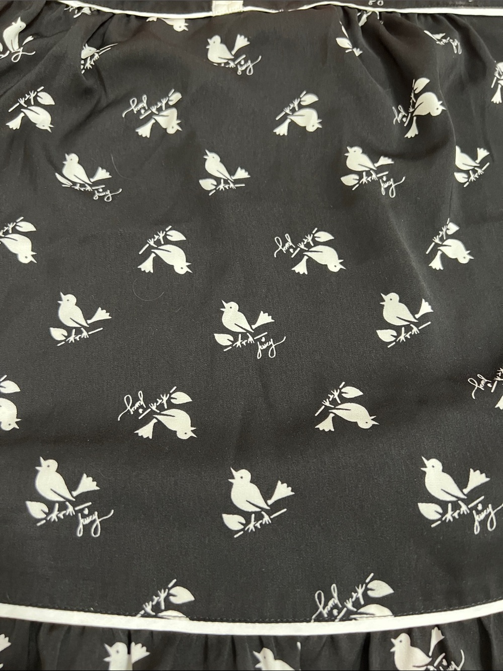 Juicy Couture Bird Print Satin Pajama Set | Cami & Shorts | Size S - Picture 9 of 15